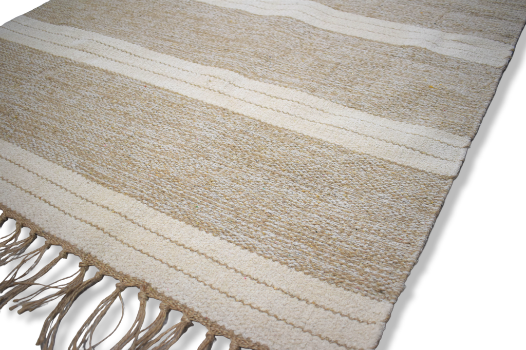 Handloom Jute Rug: 70x130cm