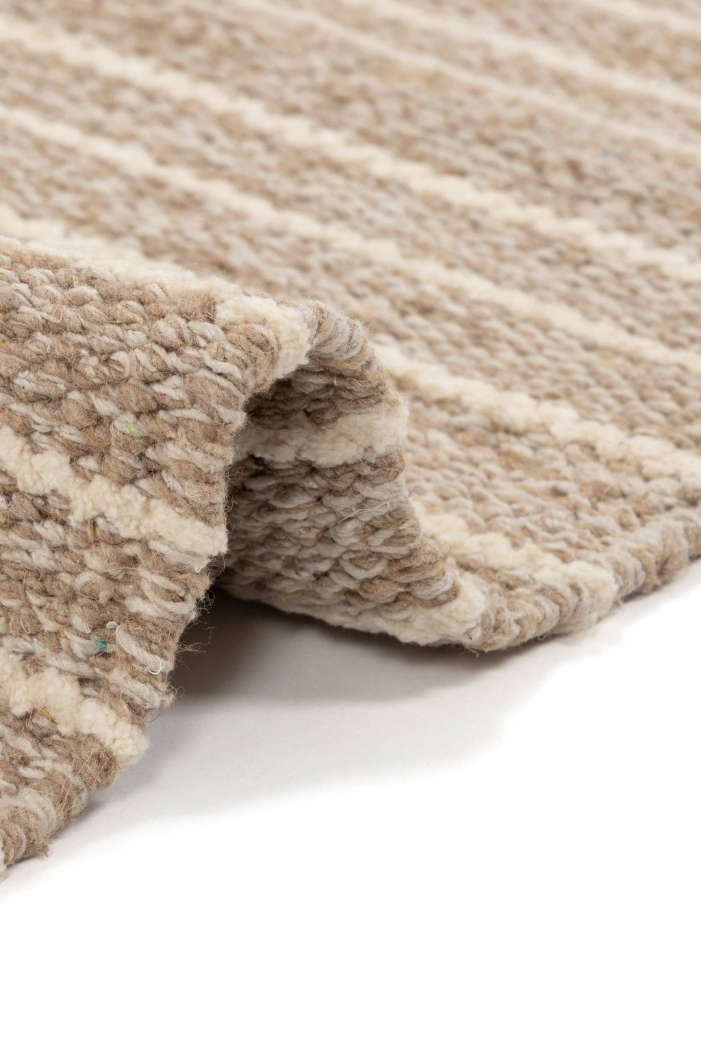 Handloom Jute Rug: 60x90cm