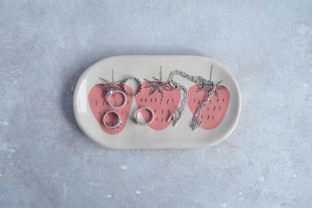 Medium Bits and Bobs Dish: Tomato
