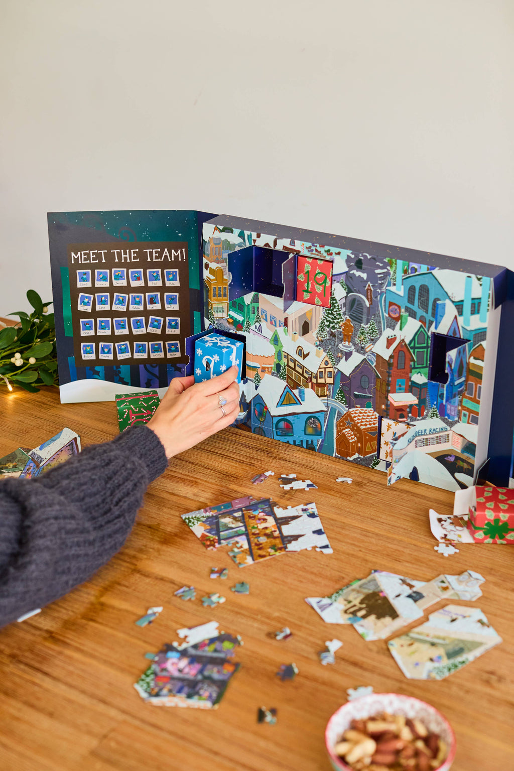 Jigsaw Advent Calendar Elf Town Calendar