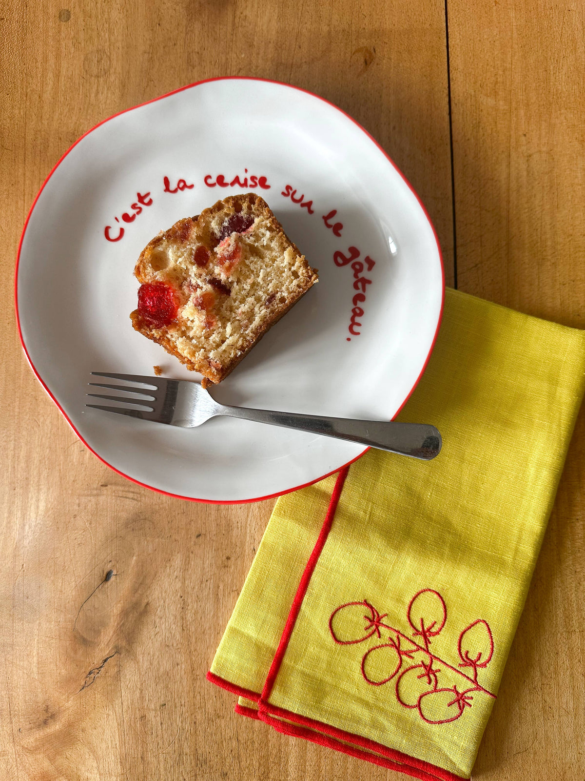 Statement Plate - 'C'est la cerise sur le gateau'