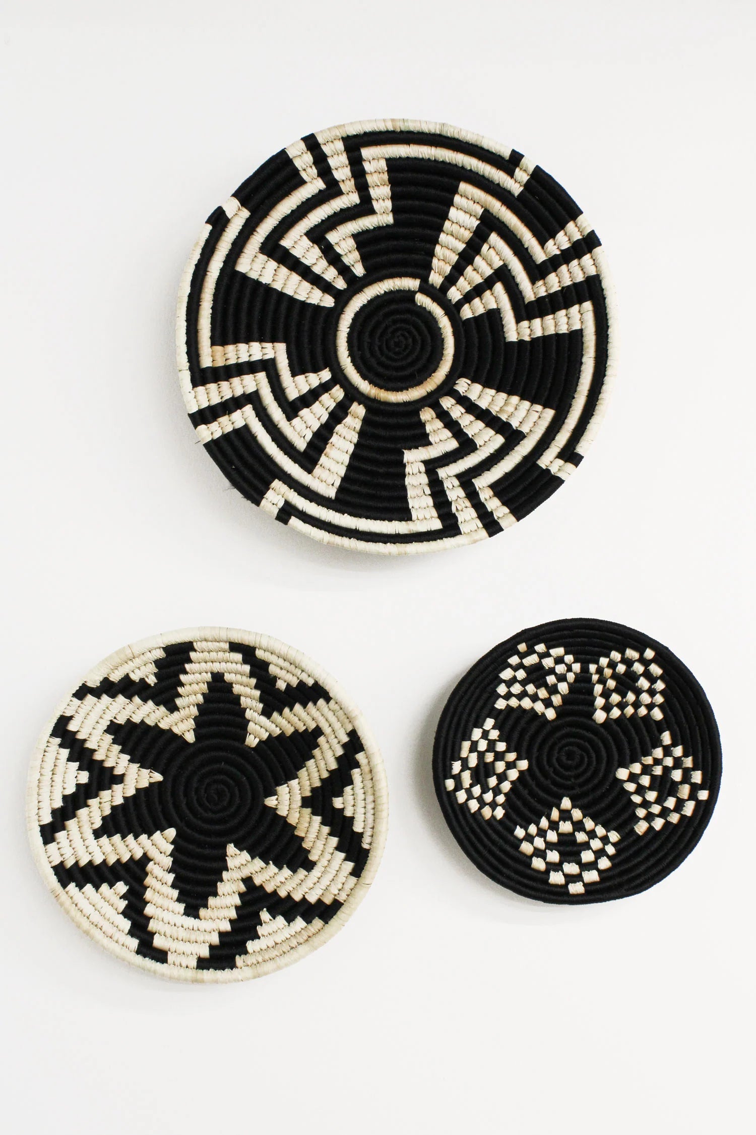Set Of 3 Handwoven Baskets - Black & Natural