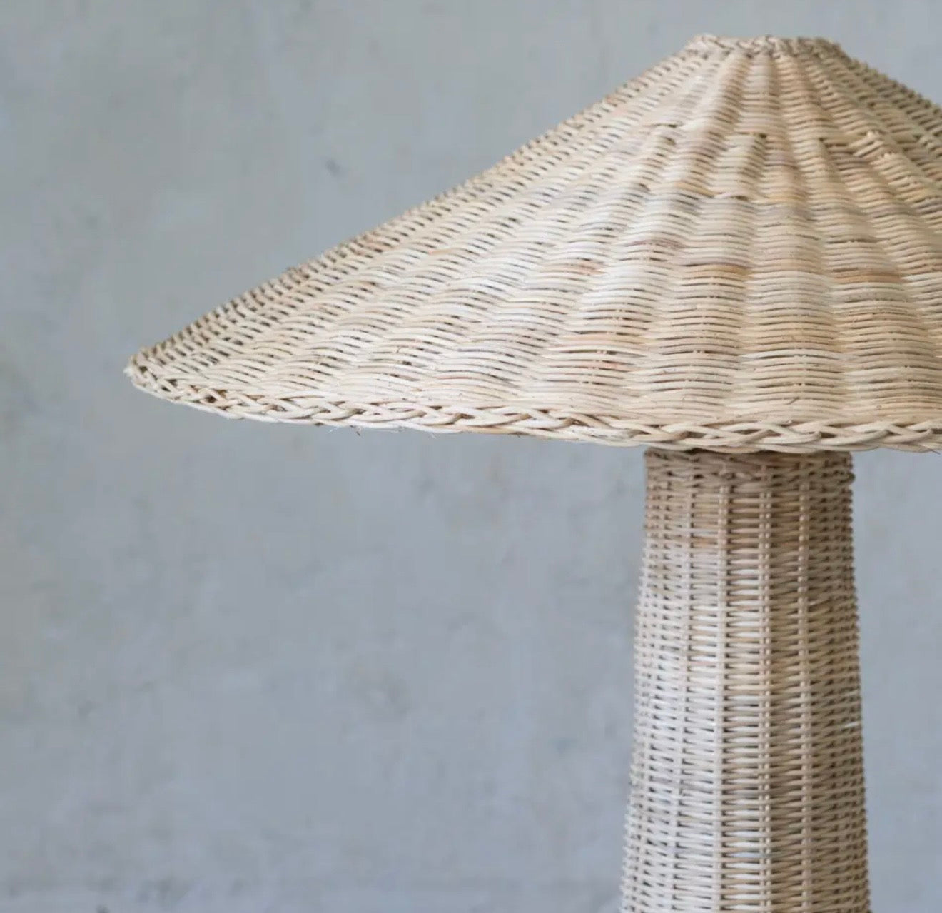 Rattan Table Light