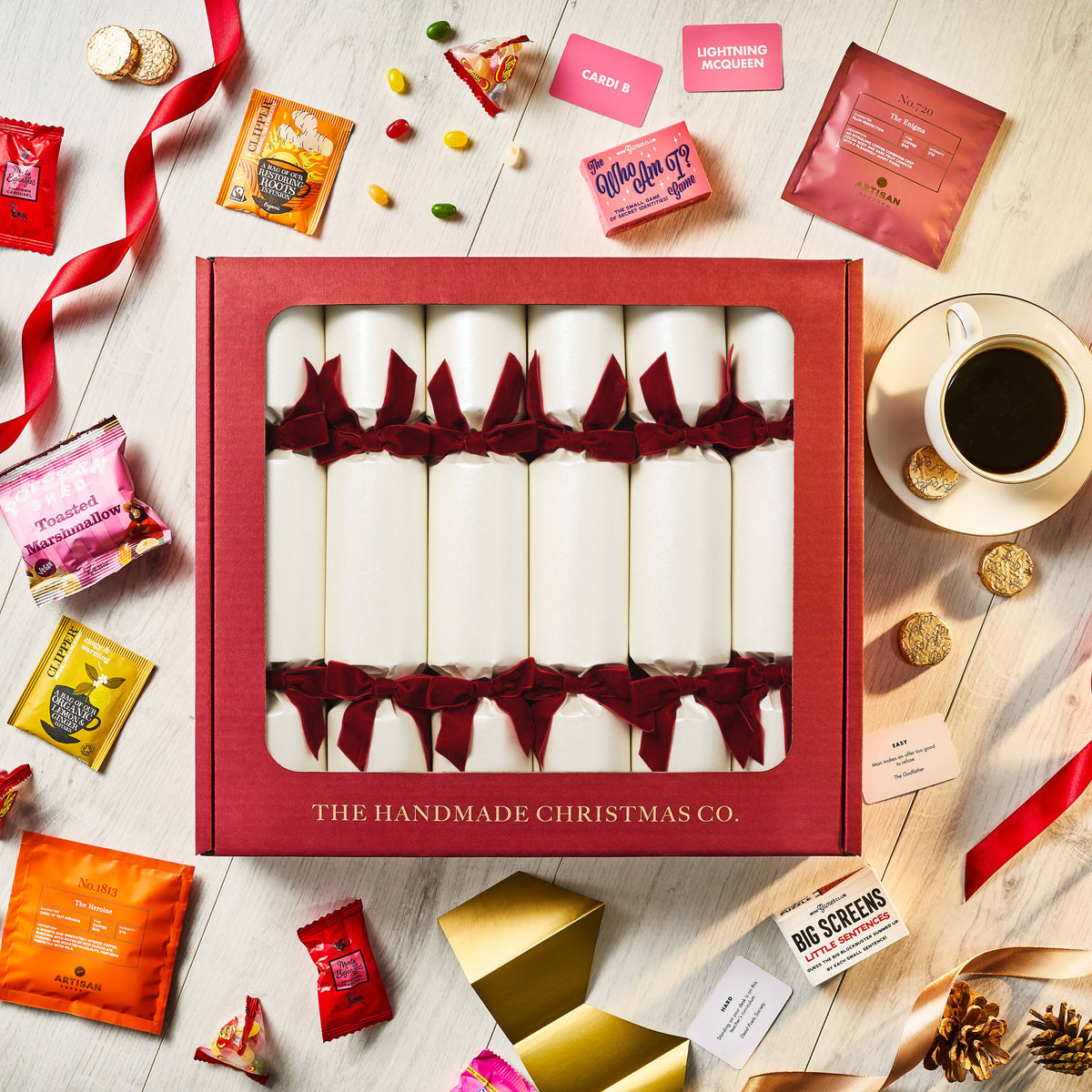 White Christmas - Handmade Luxury Christmas Crackers (6pcs): Family Fun & Games