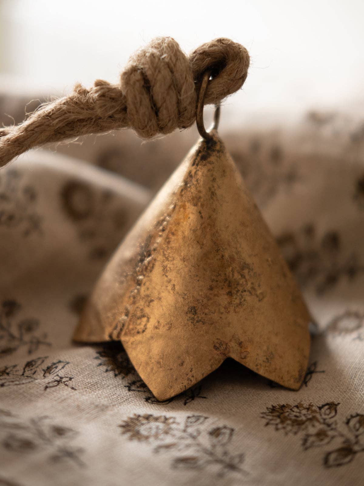 Scalloped Cow Bell