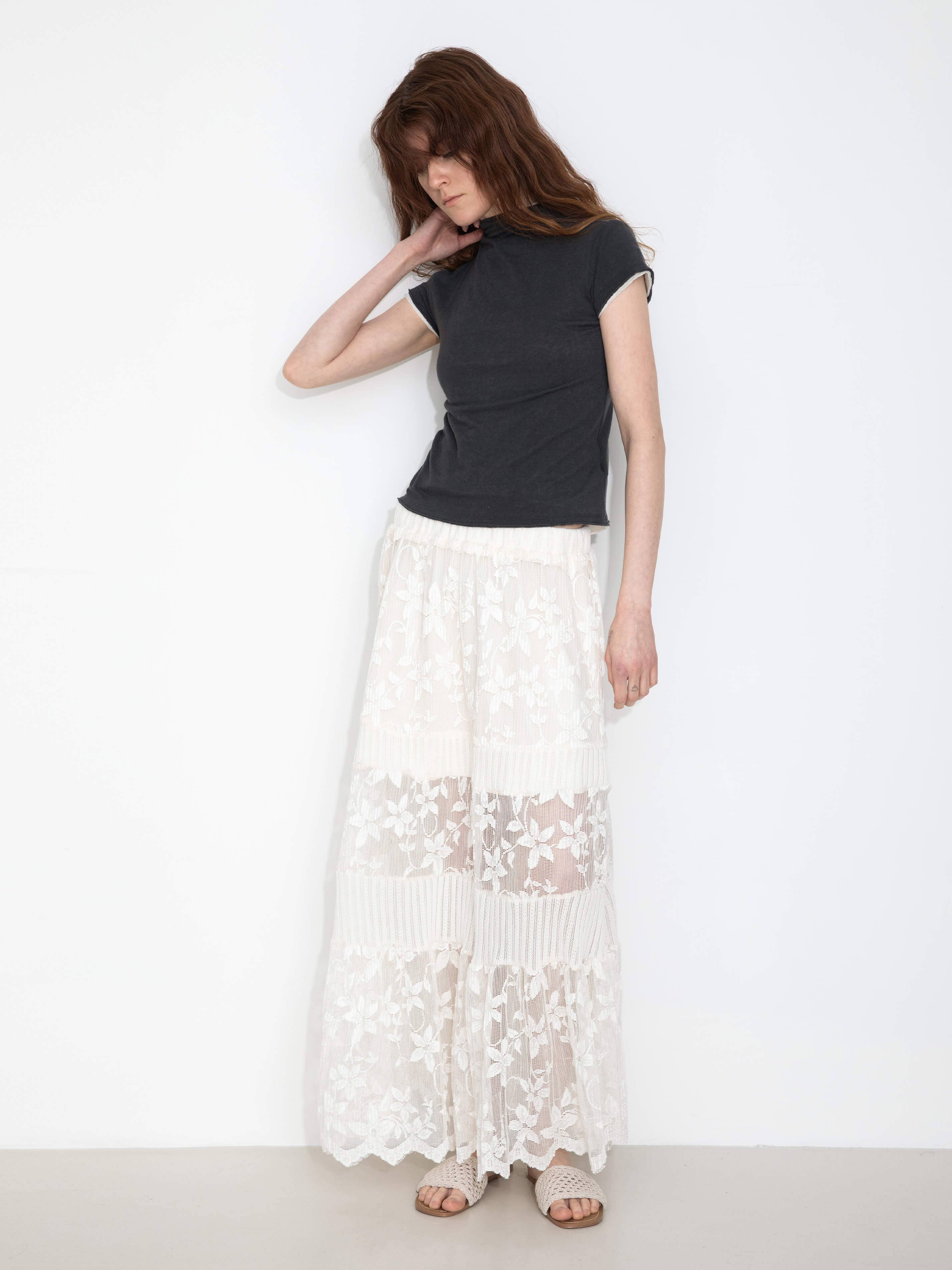 Textured Floral Print Lace Panel Skirt: FloralWhite / UN
