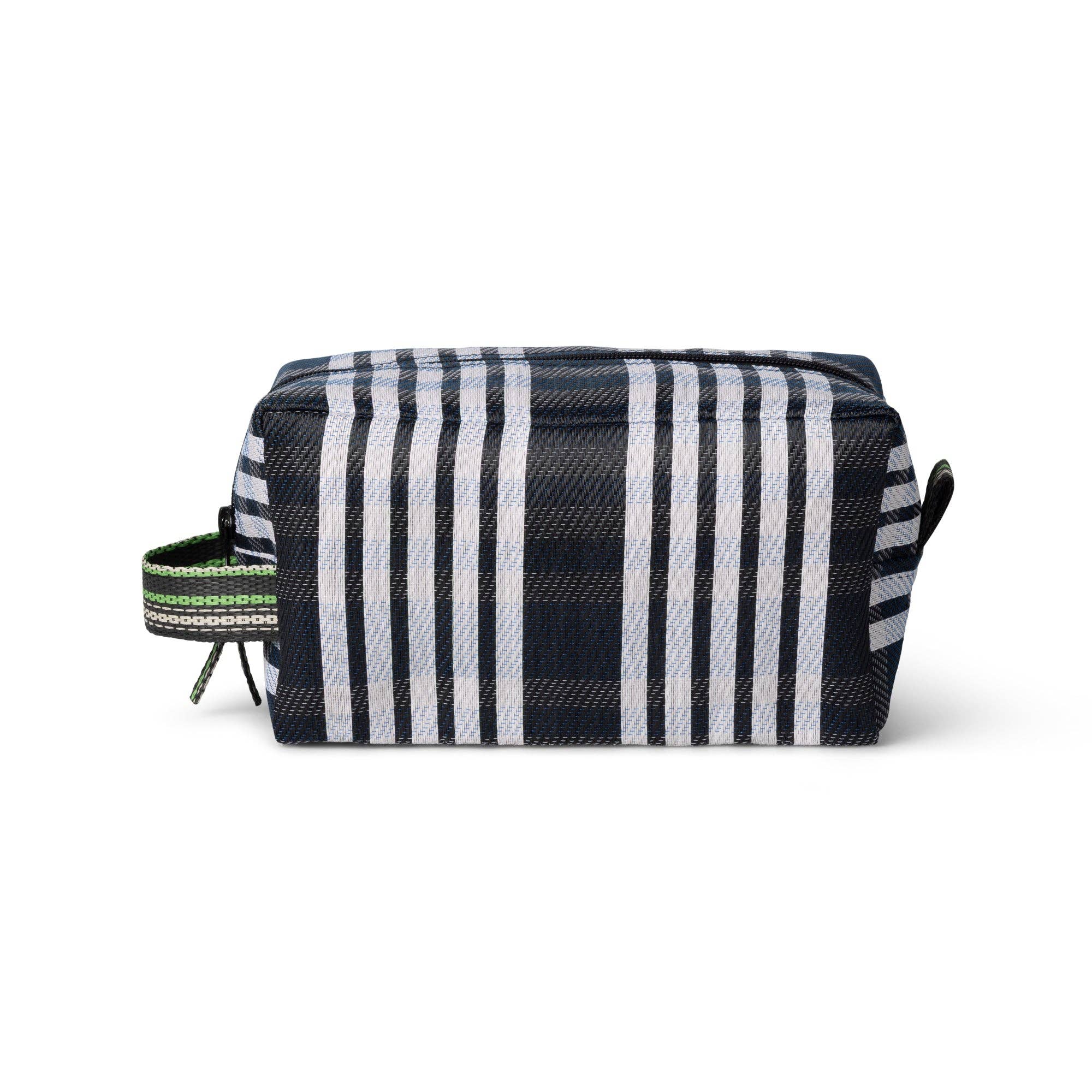 Eco Woven Wash Bag in Jet and Grass Green: