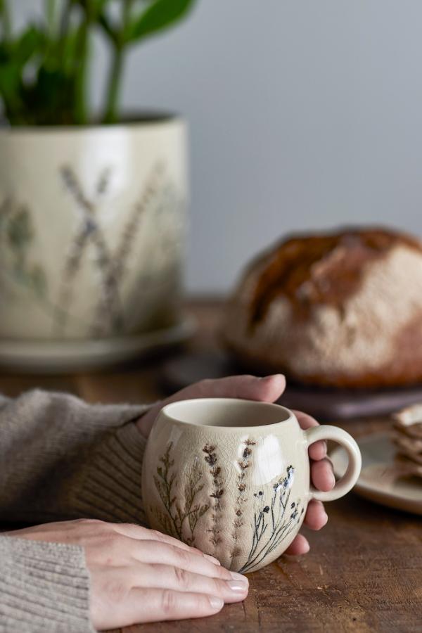 Bea Mug