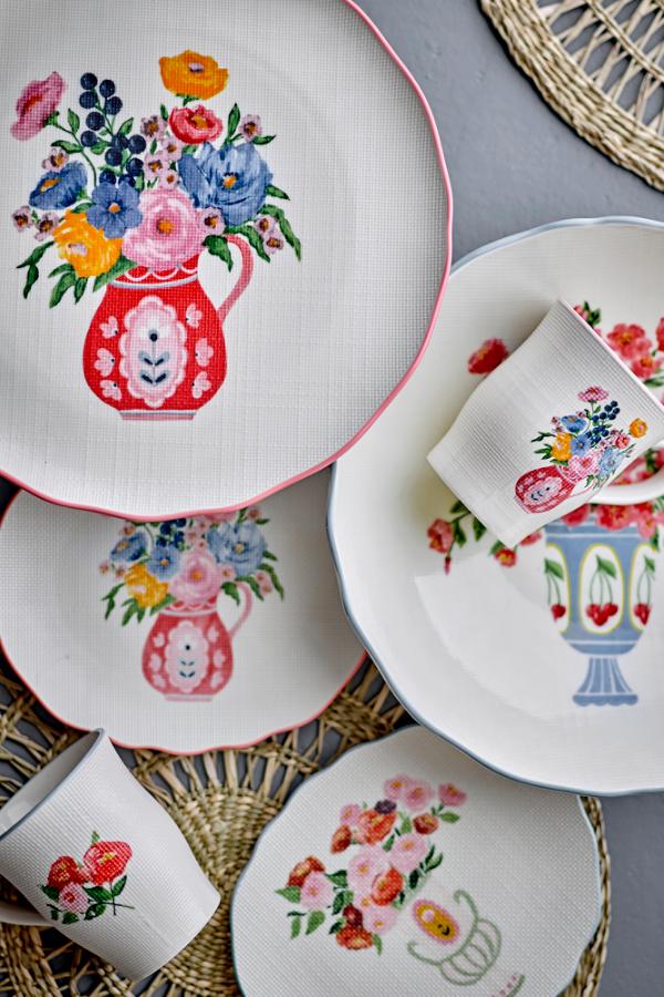 Dorothy Cake Stand