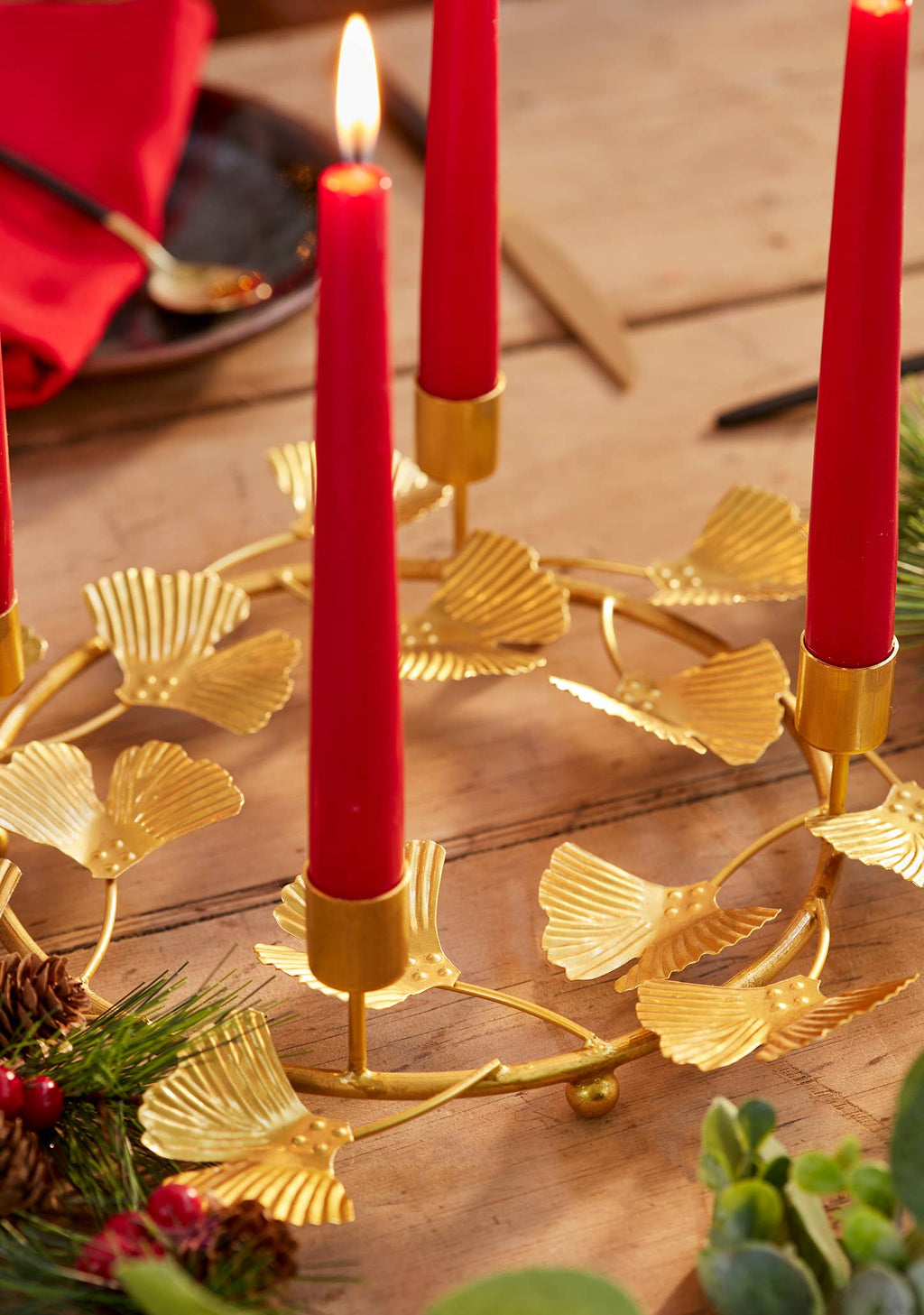 Ginko Leaf Candelabra Table Centre