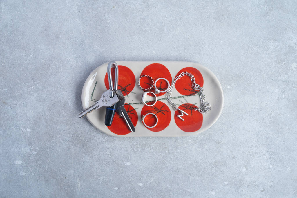 Medium Bits and Bobs Dish: Tomato