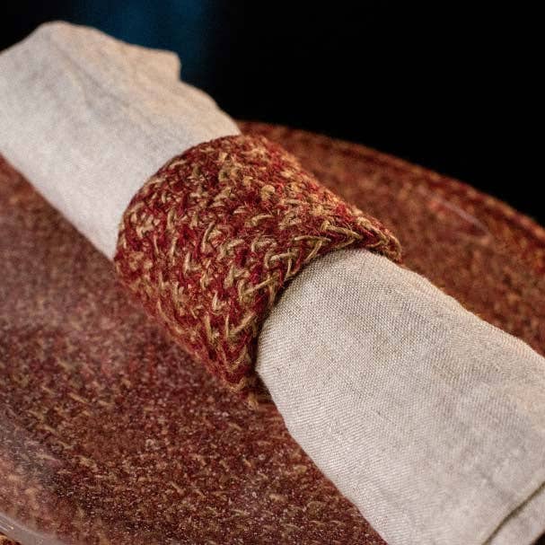 Jute Napkin Rings in Guardsman Red/Natural, Tied Set of 4: 4