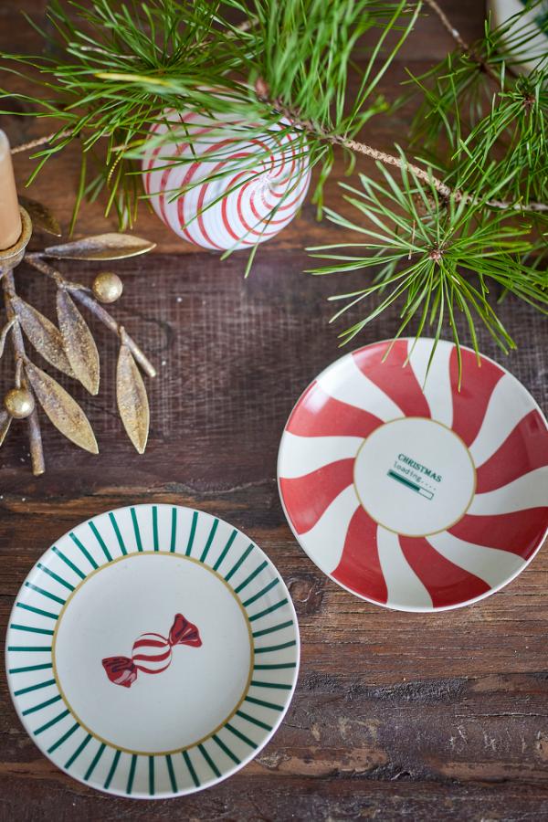 Yule Plate set of 2